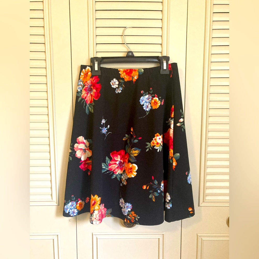 XS floral skirt